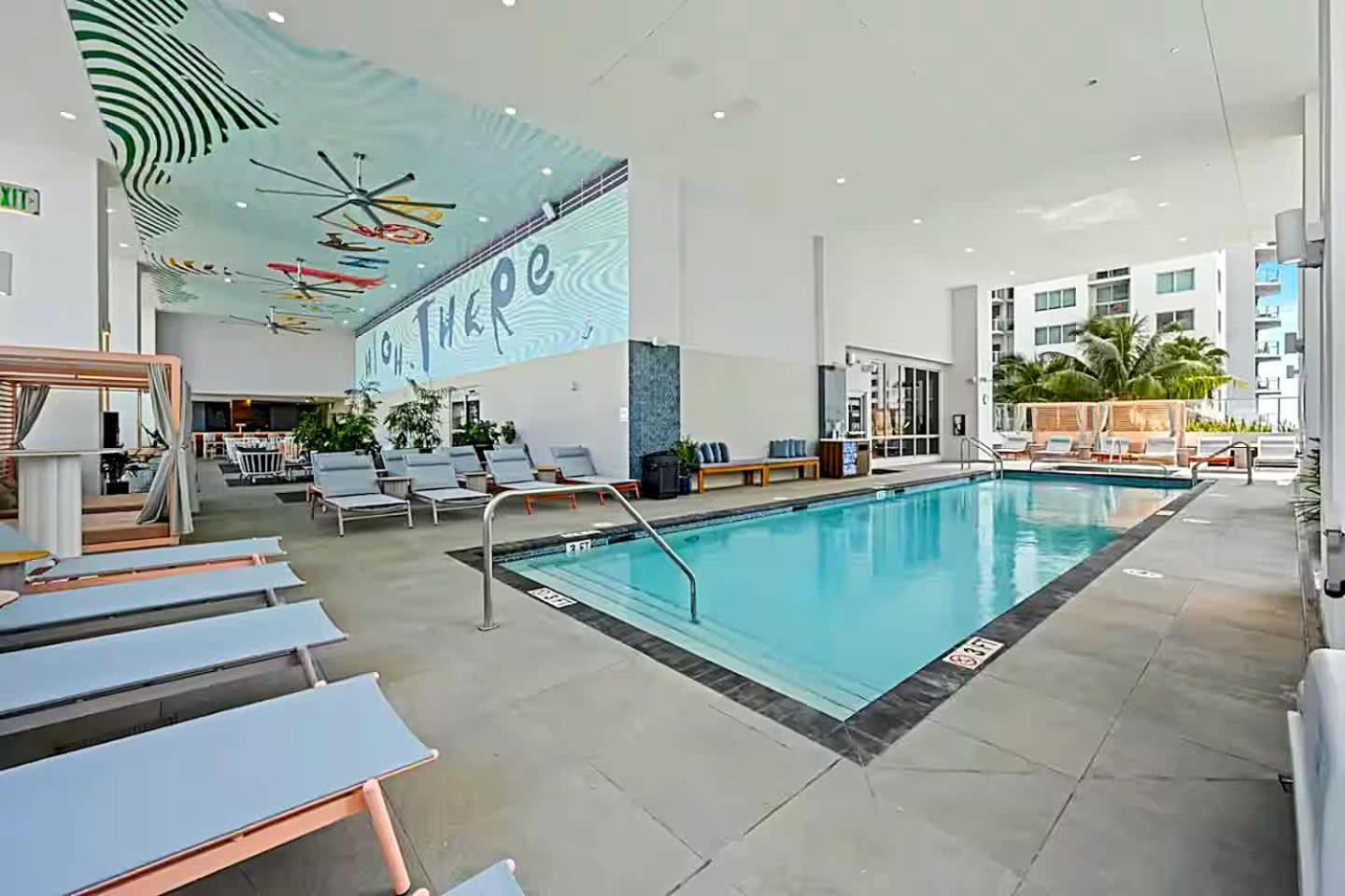 Apartament Heart Of Downtown Miami Studio Pool & Gym Zewnętrze zdjęcie