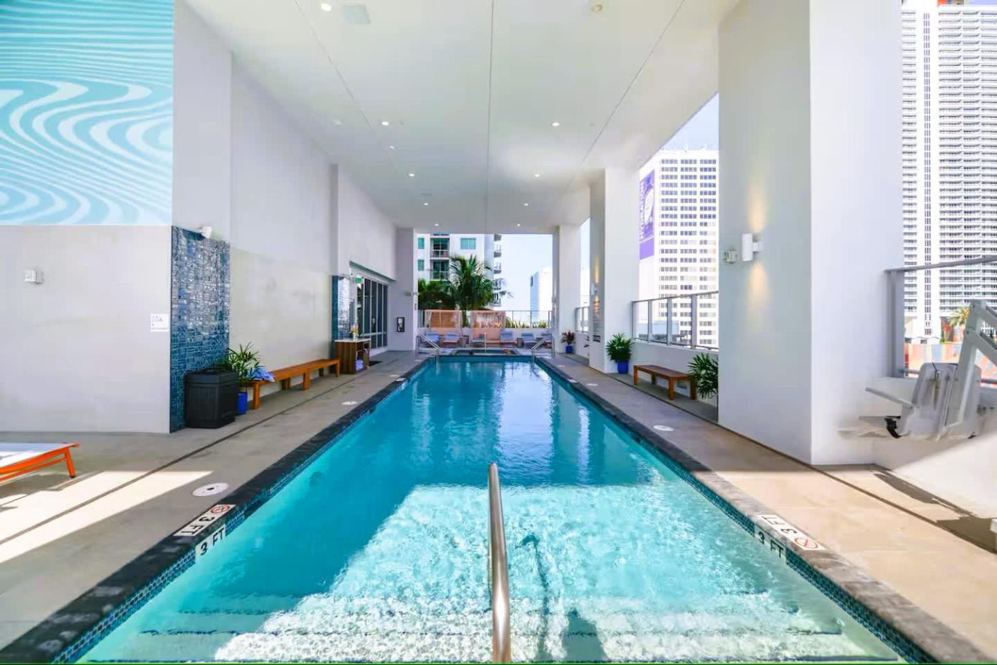 Apartament Heart Of Downtown Miami Studio Pool & Gym Zewnętrze zdjęcie